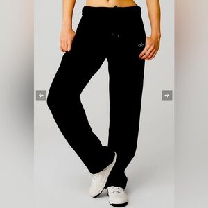 NWT Alo Accolade Straight Leg Sweatpant Size XS